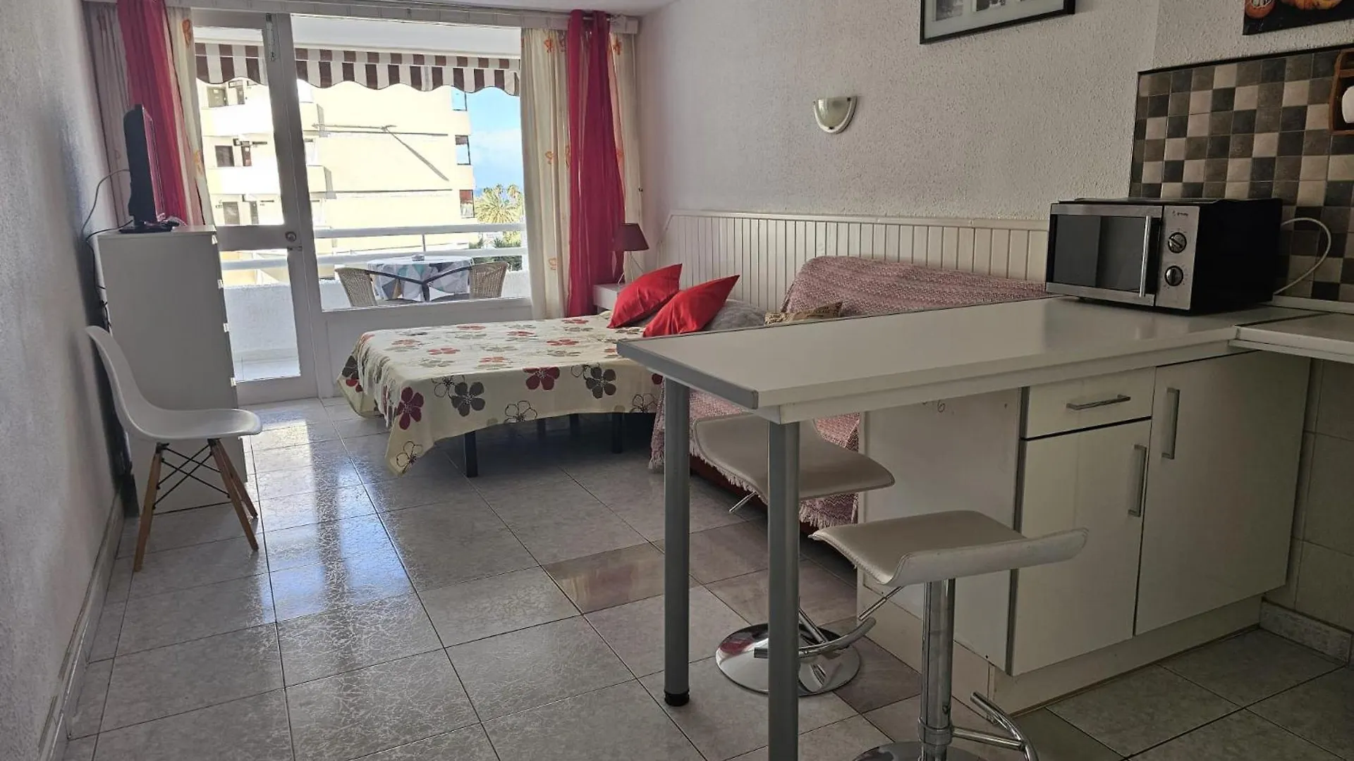 Studio With Sea View Near The Beach Playa de las Américas Spanje